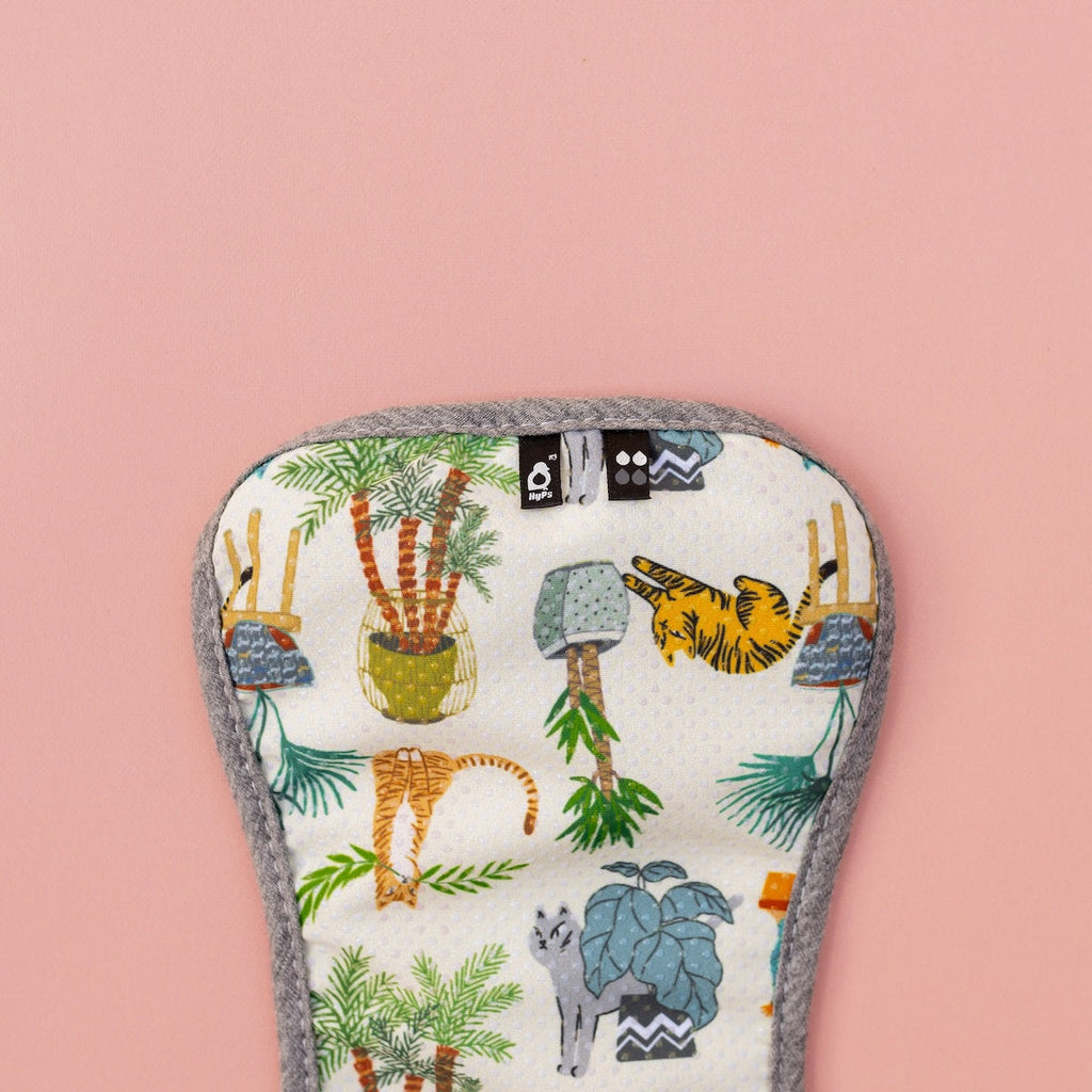 Image for HyPs WoW Reusable Pad - size Regular, design Ferns & Felines Light Green