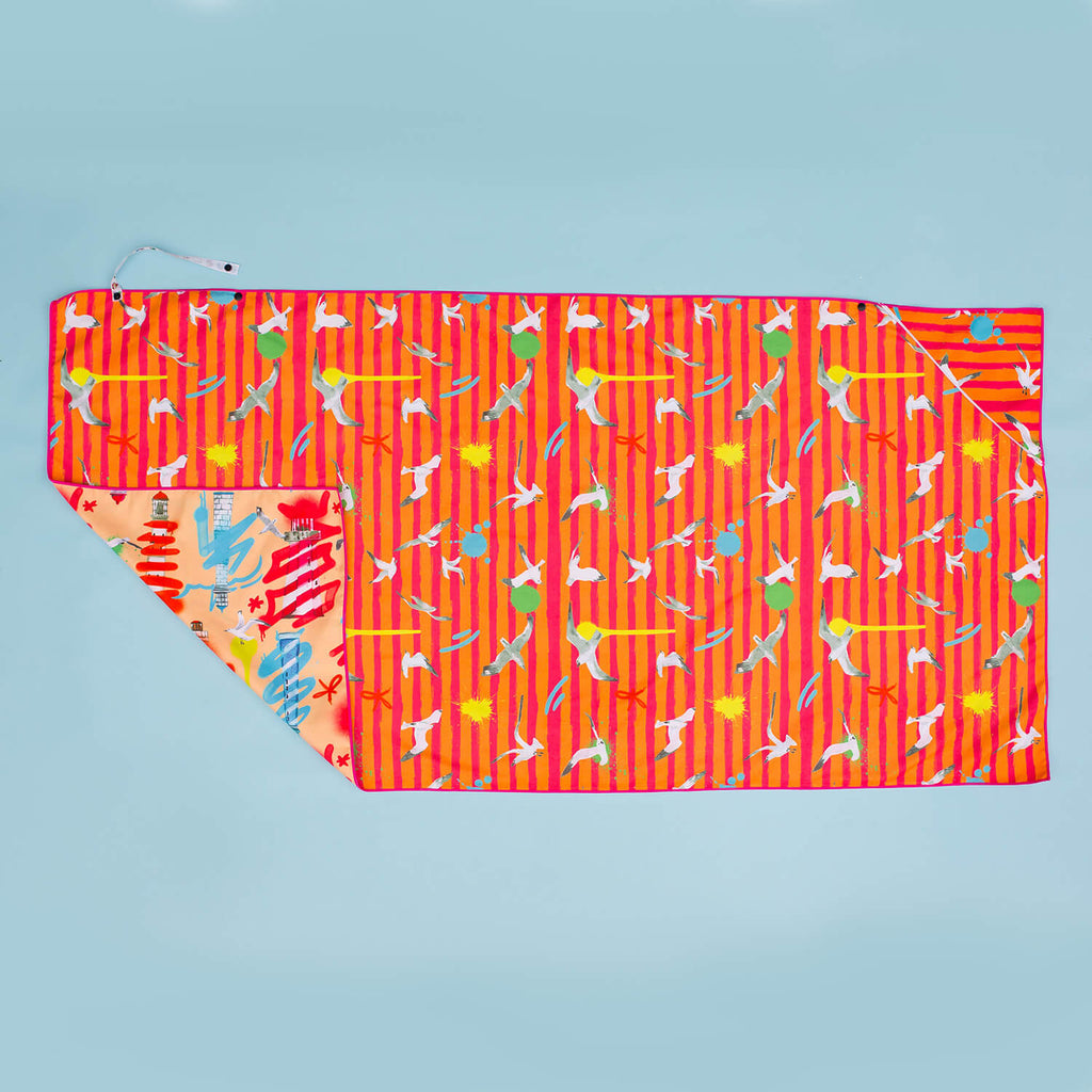 Moasis_Towel_Original_-_Lighthouses_-_Seagulls_Print_004