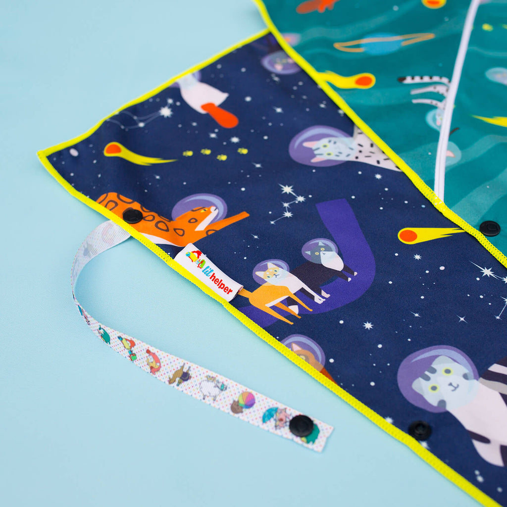 Moasis_Towel_XL_-_Space_Cats_Blue_Green_Print_003