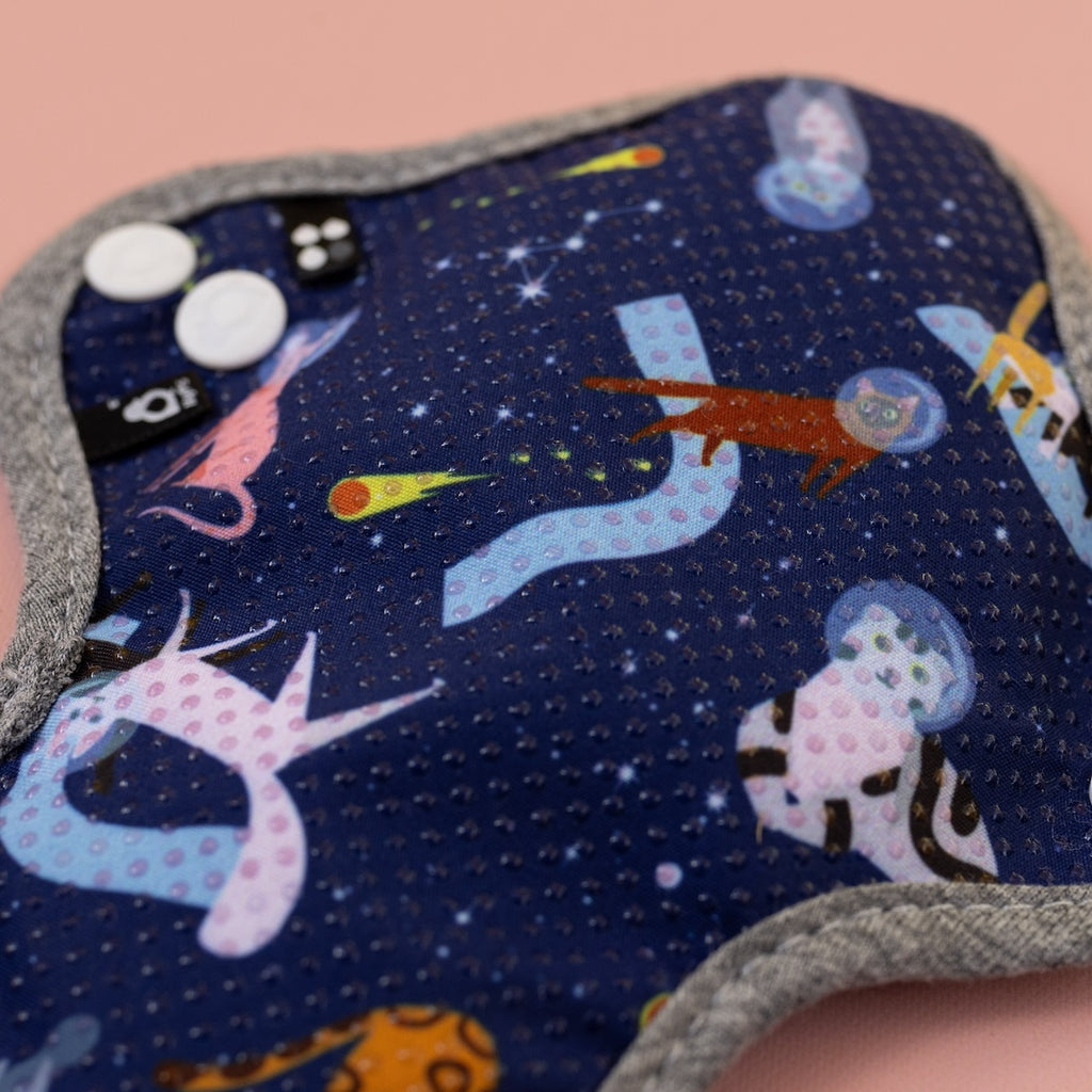 Image for HyPs Teen Reusable Pads - size Regular, design Space Cats