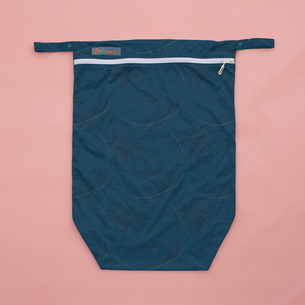 ZippaBigSwirlsOuttoSea001